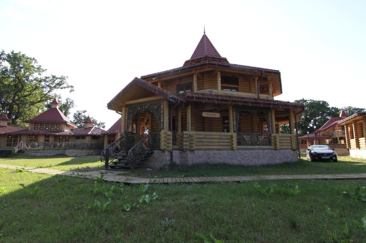 Загородный Комплекс Fort Pirnov Park Pirnove 외부 사진