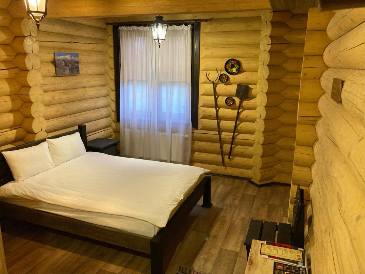Загородный Комплекс Fort Pirnov Park Pirnove 외부 사진