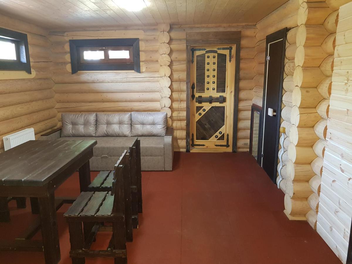 Загородный Комплекс Fort Pirnov Park Pirnove 외부 사진